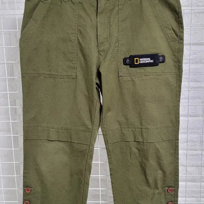 [BUNJANG] National Geographic Deep Khaki Canvas Roll-Up Detail Shorts Size 36 / [36]내셔널지오그래픽 딥카키컬러 캔버스 롤업디테일 반바지 36