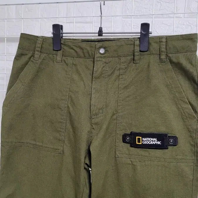 [BUNJANG] National Geographic Deep Khaki Canvas Roll-Up Detail Shorts Size 36 / [36]내셔널지오그래픽 딥카키컬러 캔버스 롤업디테일 반바지 36