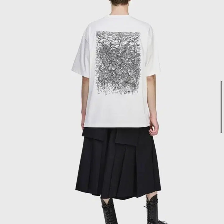 [BUNJANG] Songzio 25FW Angel Embroidery T-Shirt / 송지오 25fw 엔젤 자수 반팔 50 새상품 판매