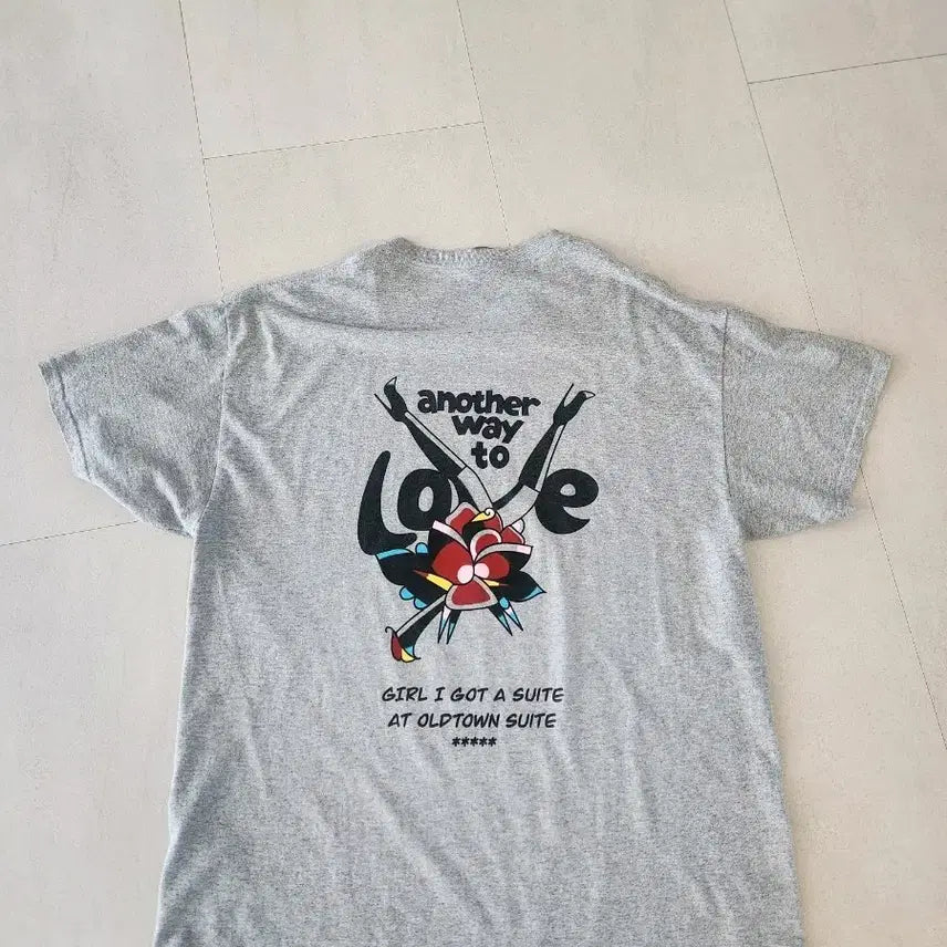 [BUNJANG] EssenceRoom Old Town Graphic T-Shirt XL / 올드타운 티셔츠 XL 에센스룸 블라인드파일즈
