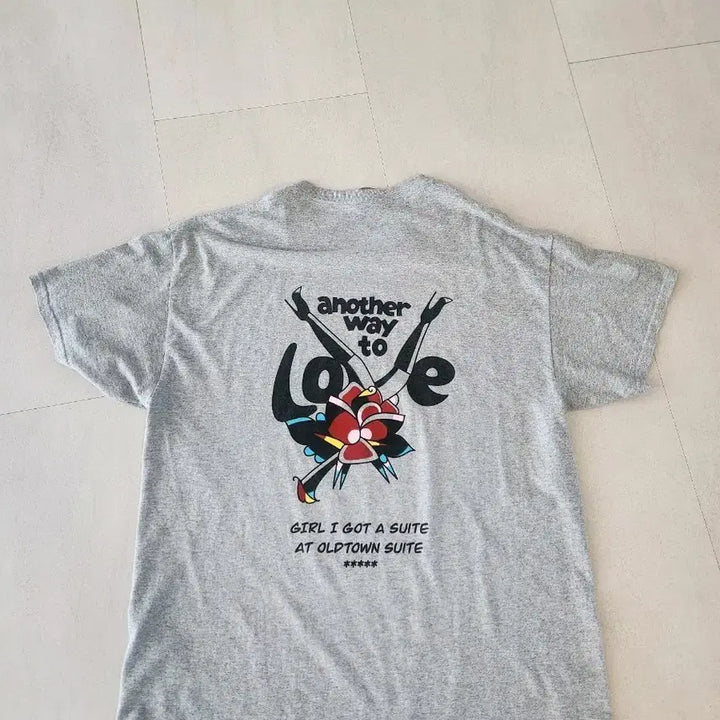 [BUNJANG] EssenceRoom Old Town Graphic T-Shirt XL / 올드타운 티셔츠 XL 에센스룸 블라인드파일즈