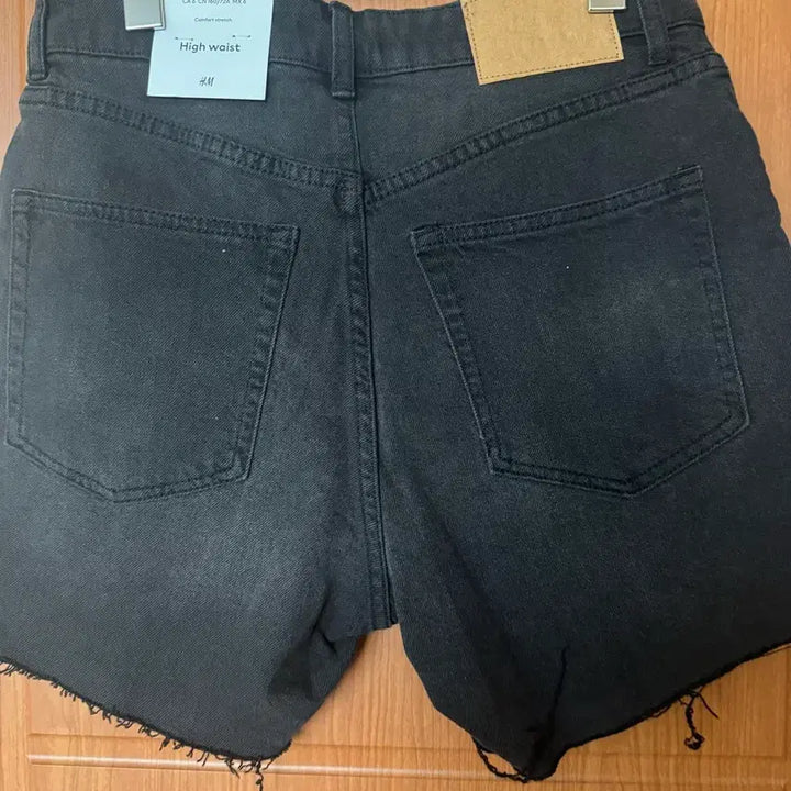 [BUNJANG] H&amp;M Hot Pants EUR 38 / H&amp;M 핫팬츠