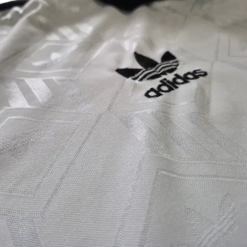 [BUNJANG] 90s Adidas Jacquard Diamond Pattern Polo Shirt Made in USA / 90s 아디다스 자카드 다이아몬드 패턴 폴로