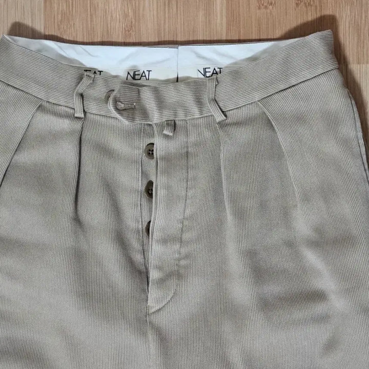 [BUNJANG] Neat Beige Corduroy Pants (Adjusted Size 42) / 42) NEAT 베이지 코듀로이 팬츠