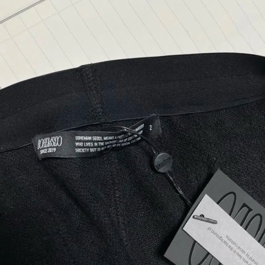 [BUNJANG] Bohemian Seoul Logo Banding Shorts Glossy Black M Size / *택O새상품*보헤미안서울 로고밴딩 쇼츠팬츠글로시블랙M사이즈반바지