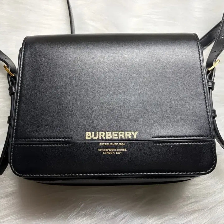 [BUNJANG] Burberry Grace Shoulder Bag Black / 버버리 그레이스 숄더백 블랙