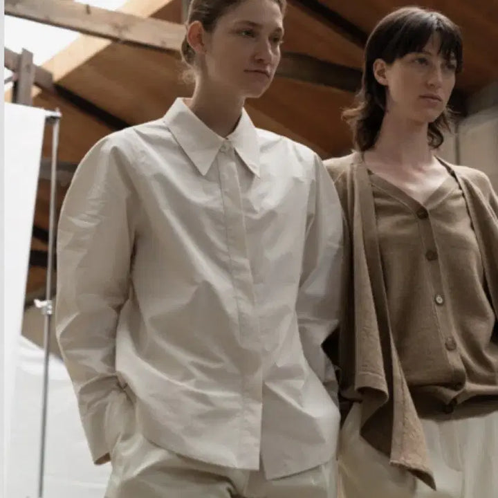 [BUNJANG] Le Cream White Shirt / 르 le 크림색 셔츠