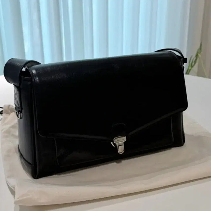 [BUNJANG] TWEETIE SAC VOLET Leather Bag / 투티에 삭 볼레 가죽 SAC VOLET