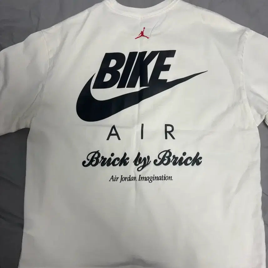 [BUNJANG] Jordan x Nigel Sylvester T-Shirt White (HQ1736-100) / 조던 x 나이젤 실베스터 티셔츠 화이트 (HQ1736-100)