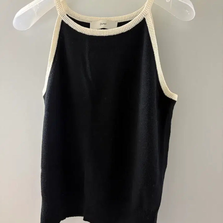 [BUNJANG] Dunst Sleeveless Knit / 던스트 민소매 니트