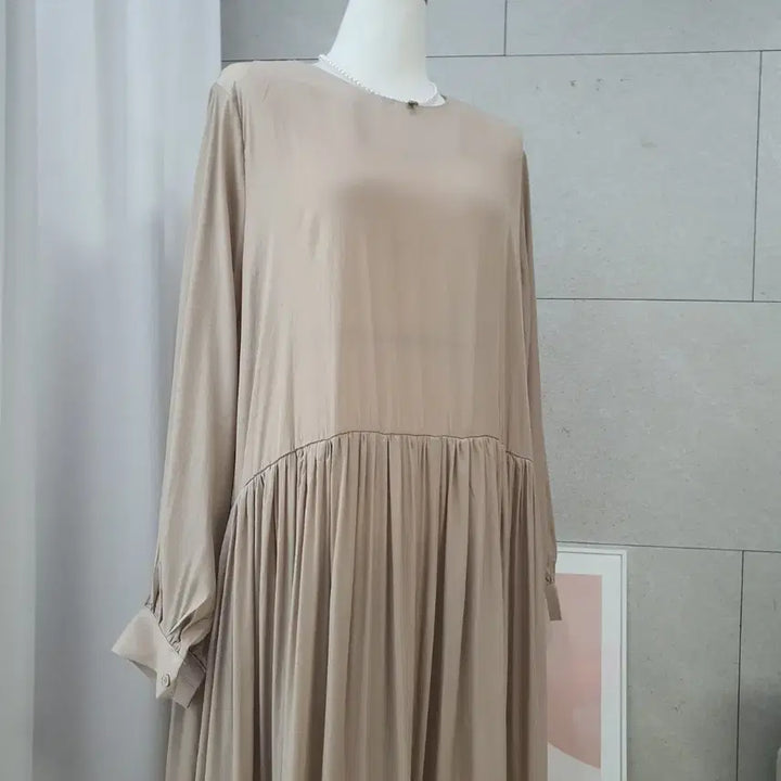 [BUNJANG] Charming Silk-like Summer Long Dress with Shirring / 새상품) 실크처럼 찰랑이는 루즈핏 셔링 여름 롱원피스 55~77