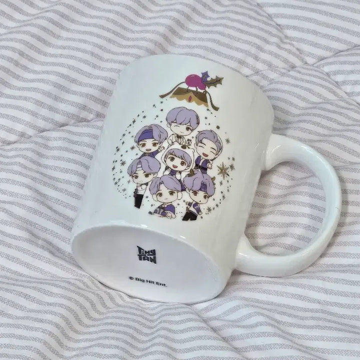 [BUNJANG] BTS TinyTAN Purple Holiday Theme Mug Cup Limited Goods / 방탄소년단 방탄 타이니탄TinyTAN 퍼플 홀리데이 테마 머그컵 한정굿즈