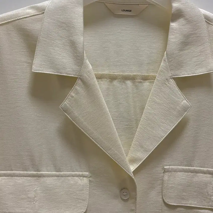 [BUNJANG] BERRYU Shopping Mall Blouse / 베리유 쇼핑몰 블라우스