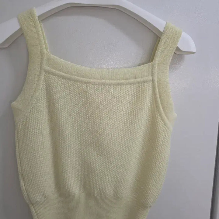 [BUNJANG] MICHAA Cropped Cable Knit Cardigan Ivory / 미샤 크롭 꽈배기 가디건 아이보리
