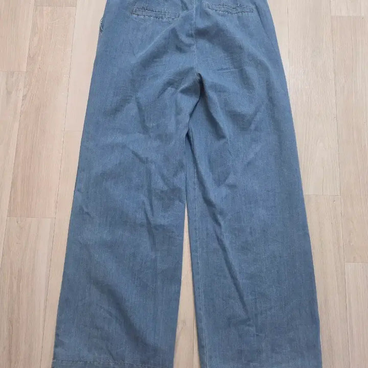 [BUNJANG] Jigott Blue Denim Puff Sleeve Blouse and Pants Set / 지고트 청 데님 퍼프 블라우스 바지 셋업