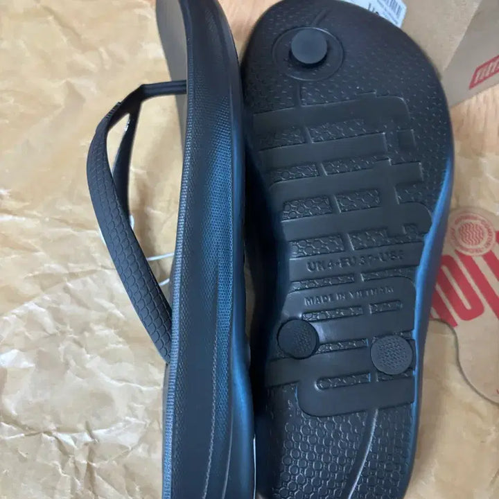 [BUNJANG] Fitflop IQUSHION Flip-Flop Black / 핏플랍 IQUSHION 블랙 플립플랍