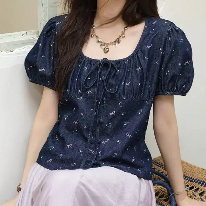 [BUNJANG] Floral Ribbon Denim Blouse Puff Short Sleeve / (새상품) 플라워 리본 데님 블라우스 퍼프 반팔