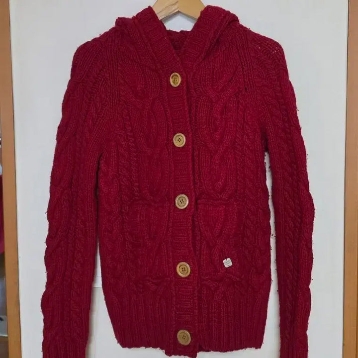 [BUNJANG] Who.A.U Red Cable Knit Hooded Cardigan / 후아유 빨간색 케이블 니트 후드 가디건