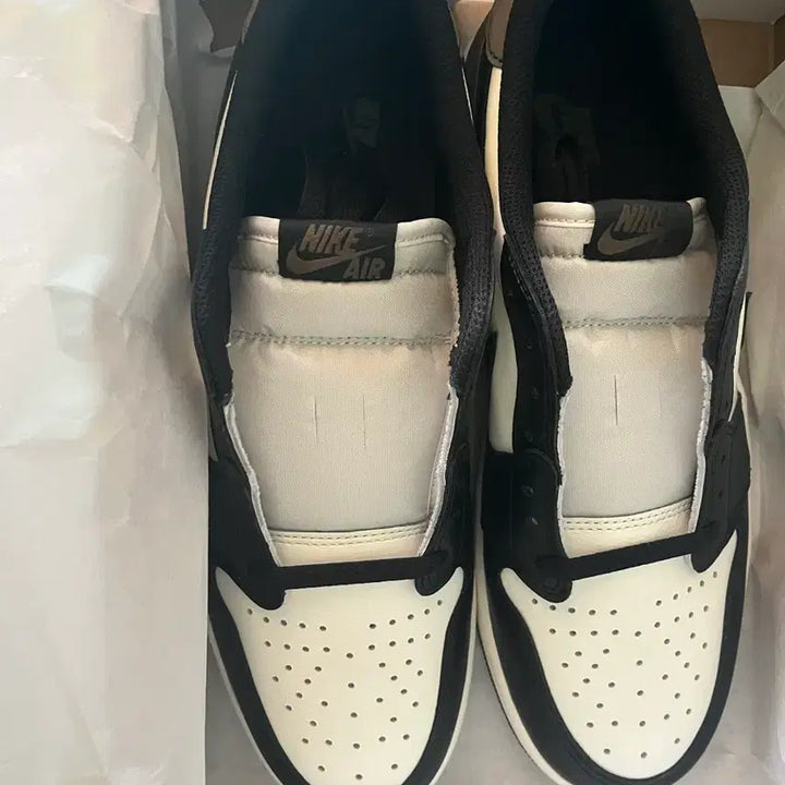 [BUNJANG] Air Jordan 1 Retro Low OG Mocha / 조던 1 레트로 로우 OG 모카 새상품 285
