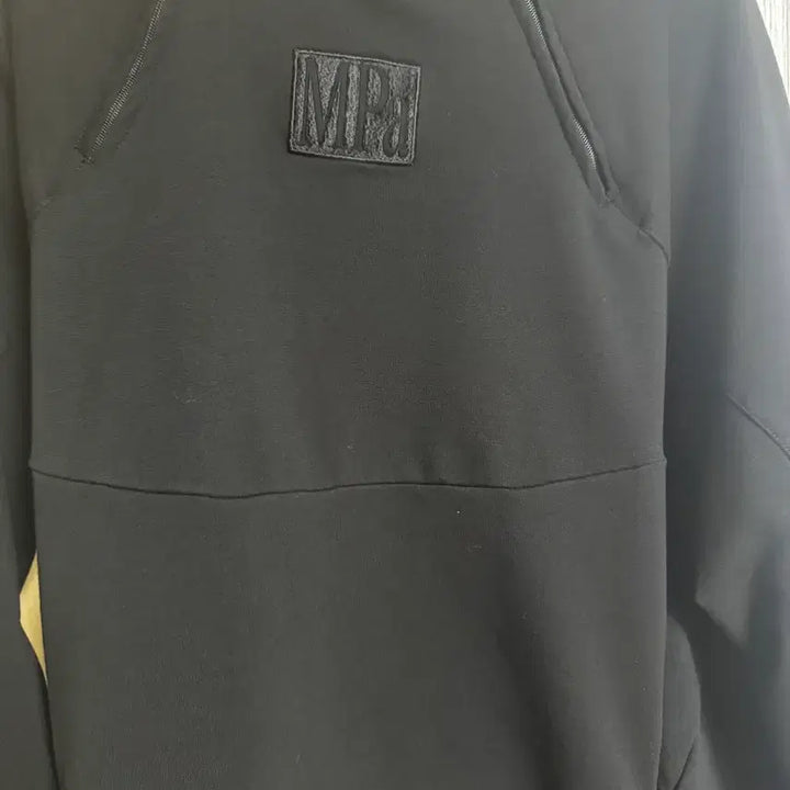 [BUNJANG] Plastic Product Soft-Shell Half Zip (M) / 플라스틱프로덕트 MPa SOFT-SHELL HALF ZIP(M)