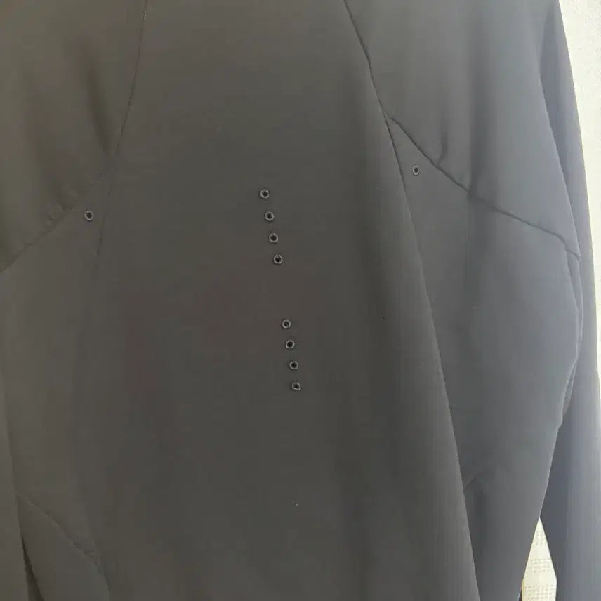 [BUNJANG] Plastic Product Soft-Shell Half Zip (M) / 플라스틱프로덕트 MPa SOFT-SHELL HALF ZIP(M)