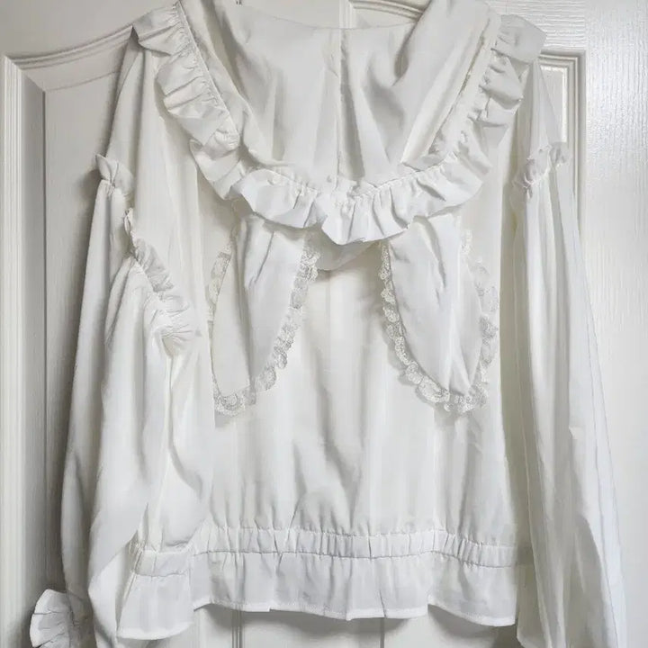 [BUNJANG] Secret Honey Usamimi Outer / 시크릿허니 시허니 우사미미 아우터