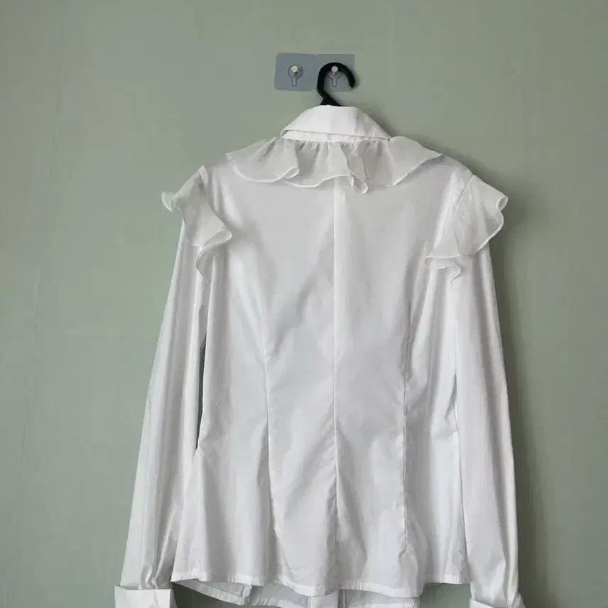 [BUNJANG] Cherish White Frill Blouse / 체리쉬 화이트 프릴 블라우스 (새상품