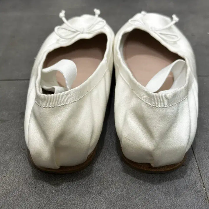 [BUNJANG] Miu Miu Ballerina Shoes Satin / [39]미우미우 발레리나슈즈 새틴