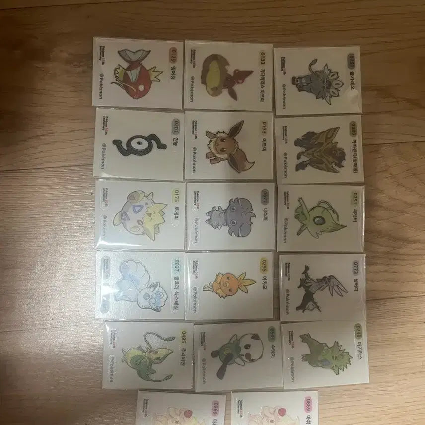 [BUNJANG] Pokemon Bread Stickers (Sealed &amp; Unsealed) / 포켓몬빵 띠부씰 교환 및 판매 합니다