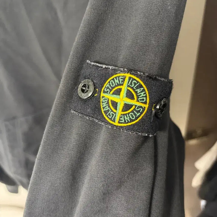 [BUNJANG] Stone Island Hooded Sweatshirt Black / 스톤아일랜드 후드티