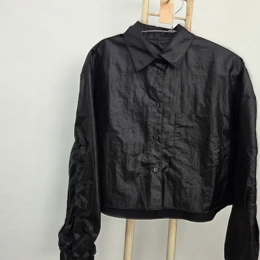 [BUNJANG] Codes Combine Glossy Shirt Jacket / 코데즈컴바인 글로시 셔켓