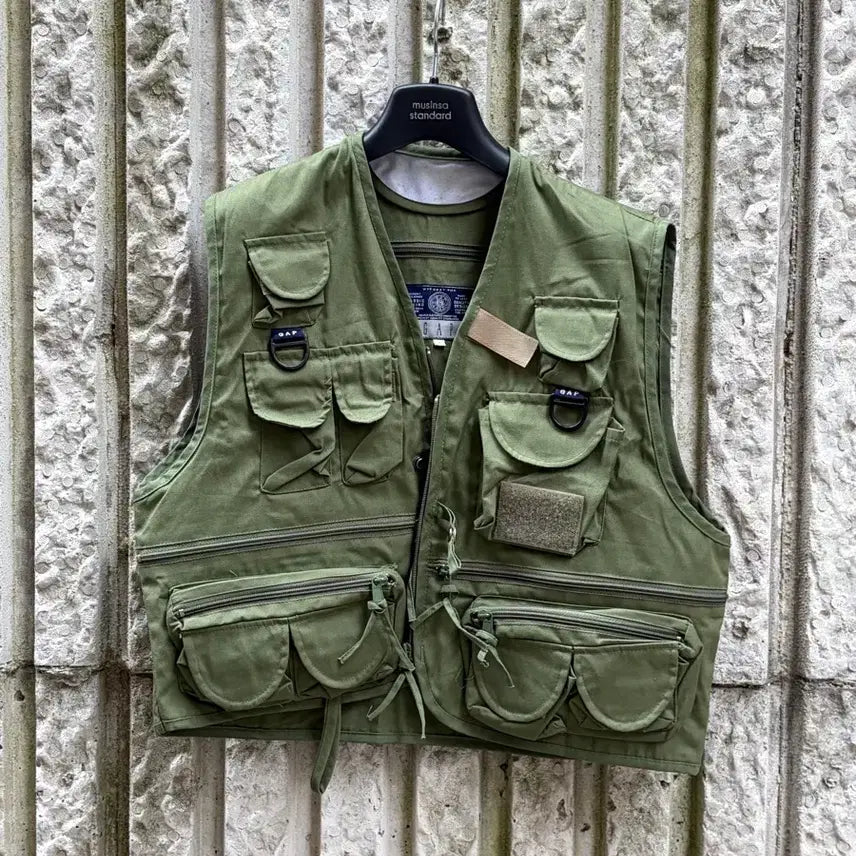 [BUNJANG] GAP Outdoor Camping Vest L Khaki / GAP 갭 아웃도어 캠핑 조끼 [L,등산,낚시,밀리터리]