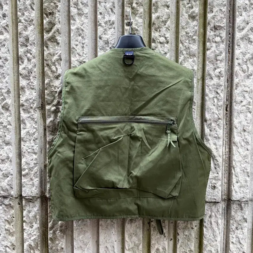 [BUNJANG] GAP Outdoor Camping Vest L Khaki / GAP 갭 아웃도어 캠핑 조끼 [L,등산,낚시,밀리터리]