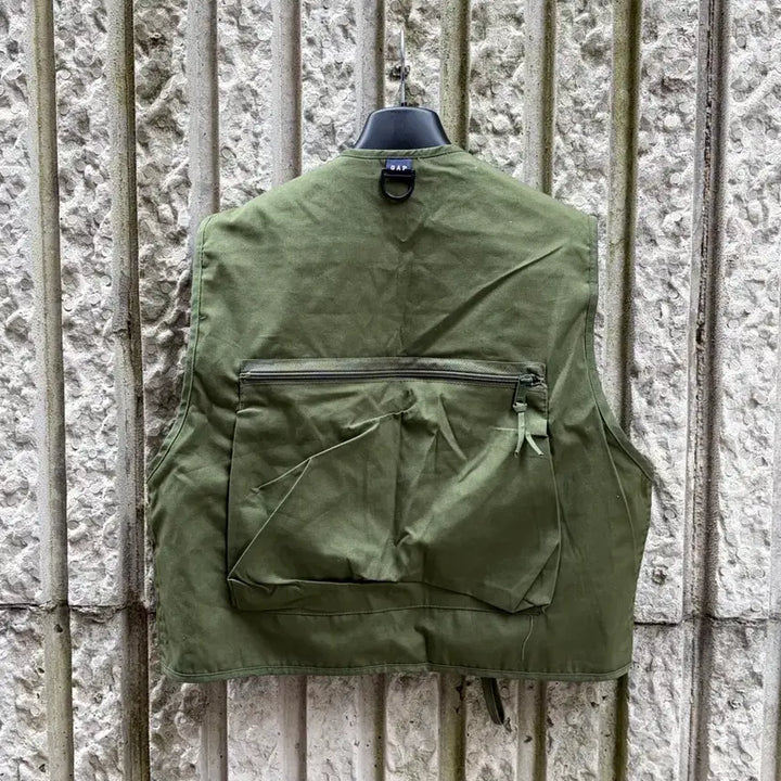 [BUNJANG] GAP Outdoor Camping Vest L Khaki / GAP 갭 아웃도어 캠핑 조끼 [L,등산,낚시,밀리터리]