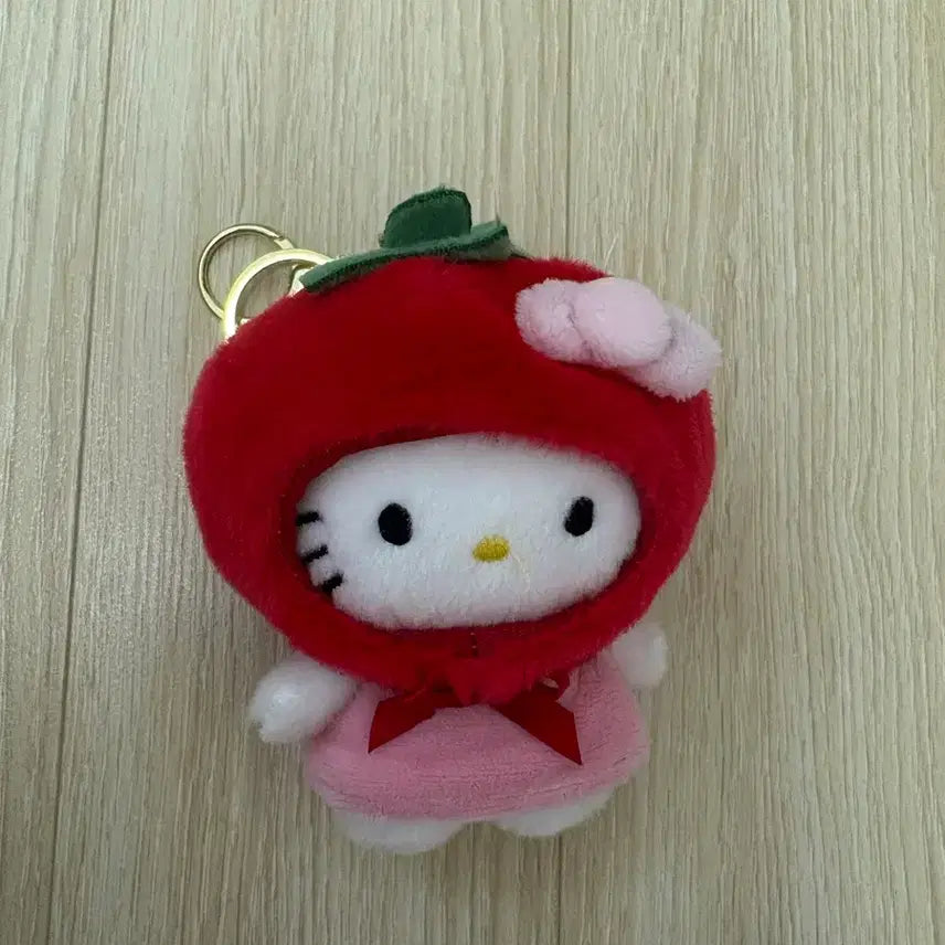 [BUNJANG] Hello Kitty Strawberry Tomato Keychain / 헬로키티 딸기 토마토 키링