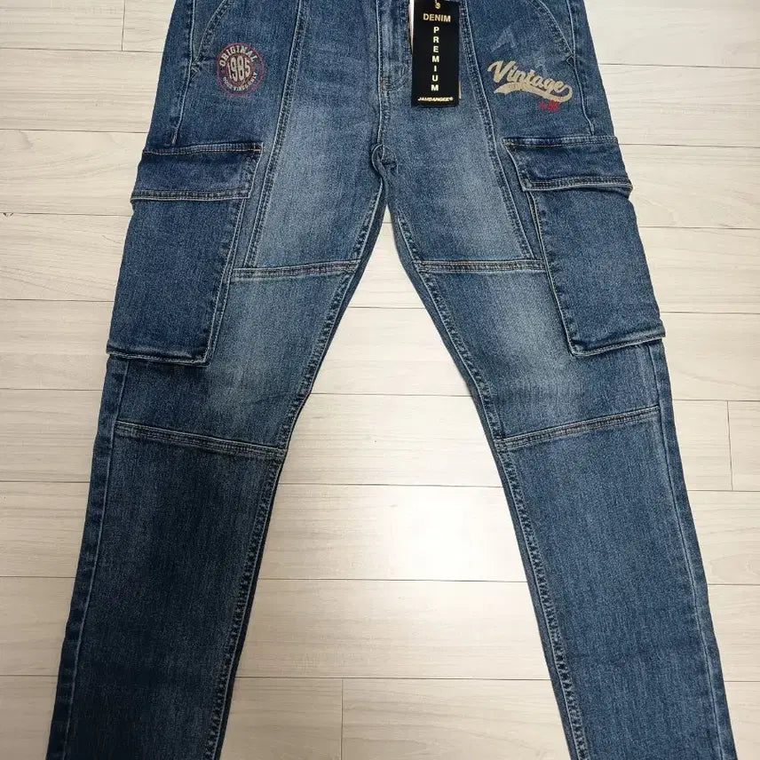 [BUNJANG] Janbangyi Premium Tapered Fit Jeans (Size 34) / 새상품 잠뱅이 프리미엄 청바지(32)