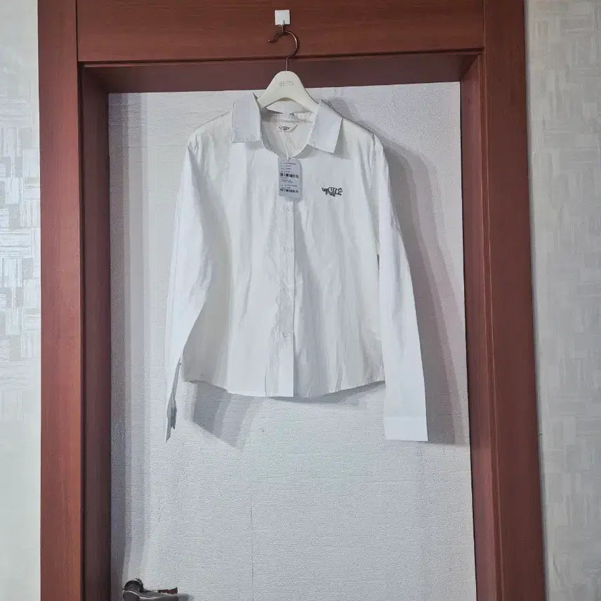 [BUNJANG] Collection White Long-Sleeve Shirt / 컬렉션 화이트 긴팔 셔츠 (새상품)