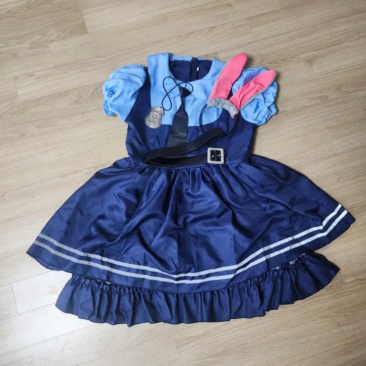 [BUNJANG] Zootopia Judy Cosplay Costume Set (L Size) / 주토피아 주디 코스프레 의상 L사이즈+넥타이+밸트+머리띠 판매