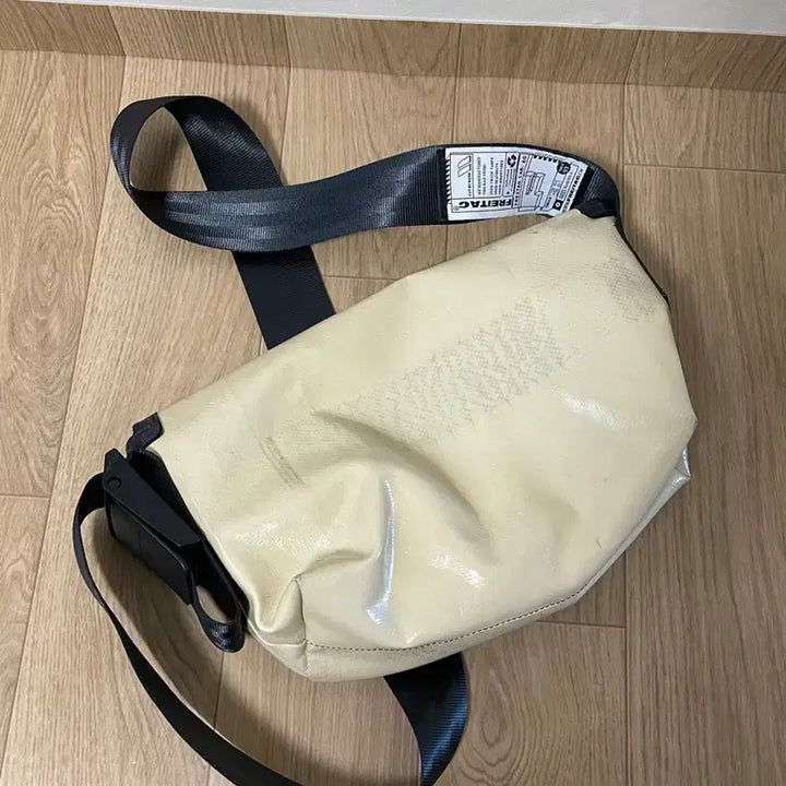 [BUNJANG] Freitag Hawaii Five Shoulder Bag / 프라이탁 하와이 파이브