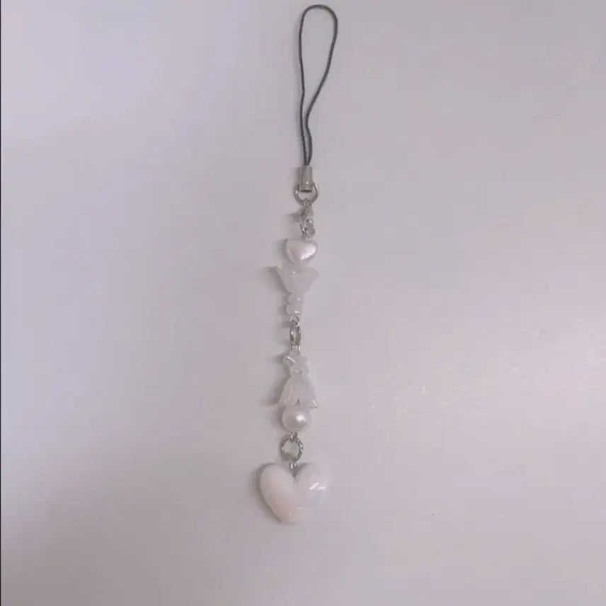 [BUNJANG] Handmade Fluffy Heart Keychain / 몽글 하트 키링