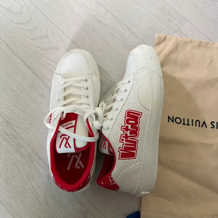 [BUNJANG] Louis Vuitton Charlie Sneakers / 루이비통 찰리 스니커즈
