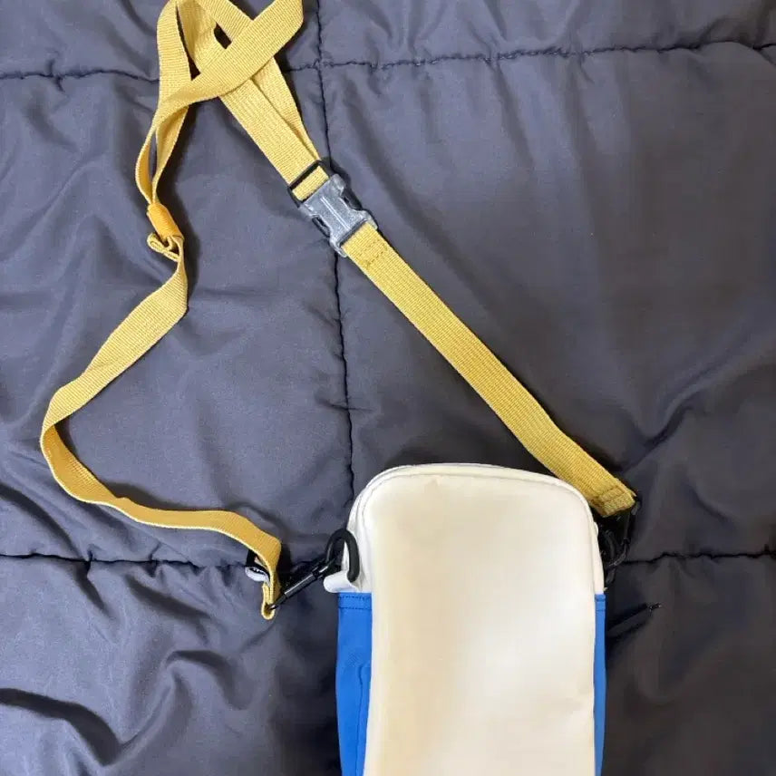[BUNJANG] Kodak Mini Crossbody Bag Yellow Strap / 코닥 미니 크로스백 옐로우 스트랩