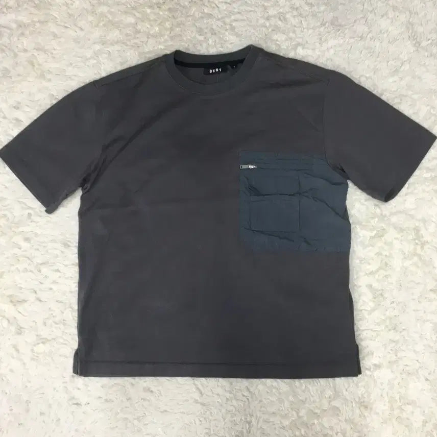 [BUNJANG] DKNY Pocket Short Sleeve T-Shirt Size M / DKNY 포켓 반팔티 EE05
