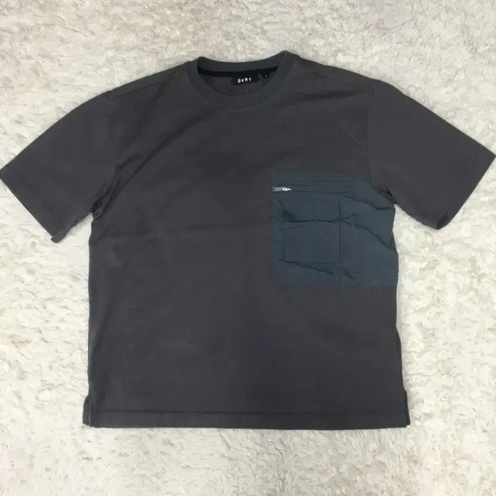 [BUNJANG] DKNY Pocket Short Sleeve T-Shirt Size M / DKNY 포켓 반팔티 EE05