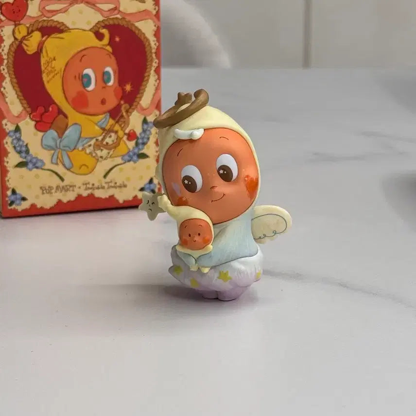 [BUNJANG] Pop Mart Twinkle Twinkle Little Star "Falling in Love" Figure / 팝마트 트윙클 트윙클 작은별 사랑에빠지다 피규어