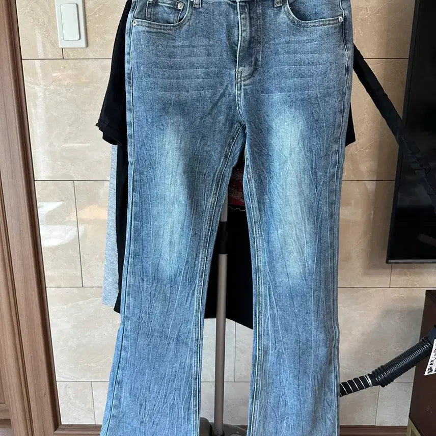 [BUNJANG] Mixxin Bootcut Washed Denim Jeans / 새상품) 시너진 부츠컷 워싱 데님 청바지 부츠컷 데님 청바지