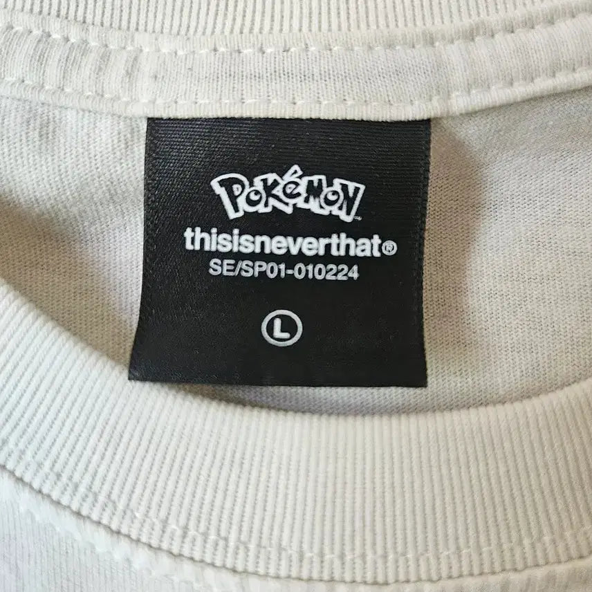 [BUNJANG] Thisisneverthat x Pokémon Collaboration Mewtwo Printing White T-Shirt / (L)디스이즈네버댓 &amp; 포켓몬콜라보 한정 뮤, 뮤츠 프린팅 화이트 티셔츠