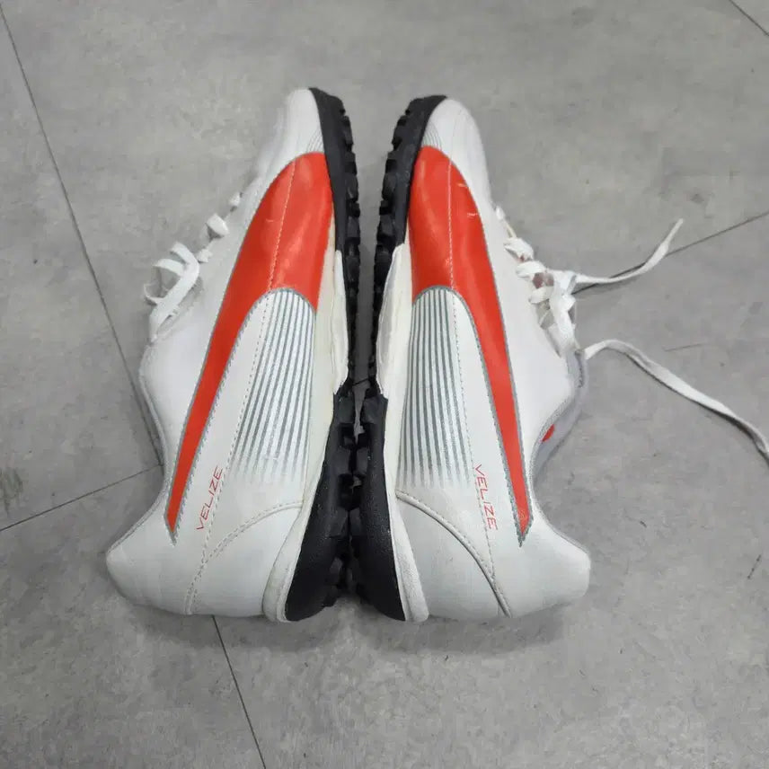 [BUNJANG] Puma Belize Football Boots 275 / 푸마 벨리제 축구화 275