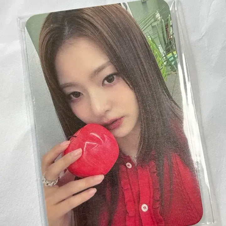 [BUNJANG] fromis_9 Lee Nagyung Dear My Muse Lucky Draw Photocard / 프로미스나인 이나경 디어마이뮤즈 영통 특전 포카