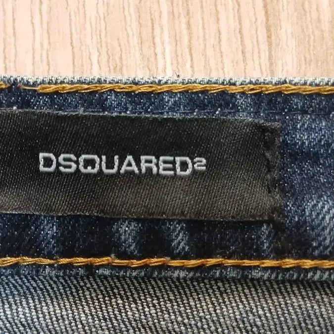 [SOLD OUT] 디스퀘어드 Dsquared2 패치데님 34 스키니핏 약스판